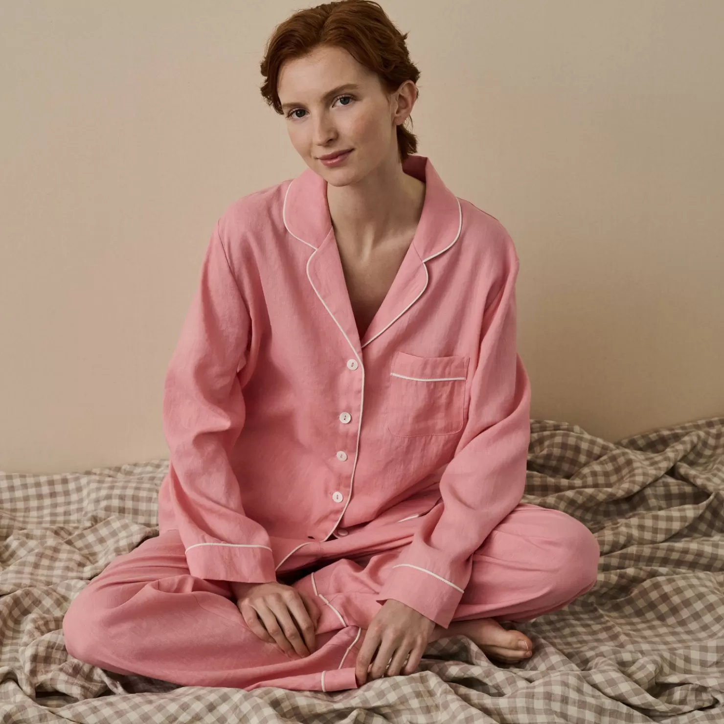 Women Piglet in Bed Linen Pajama Set