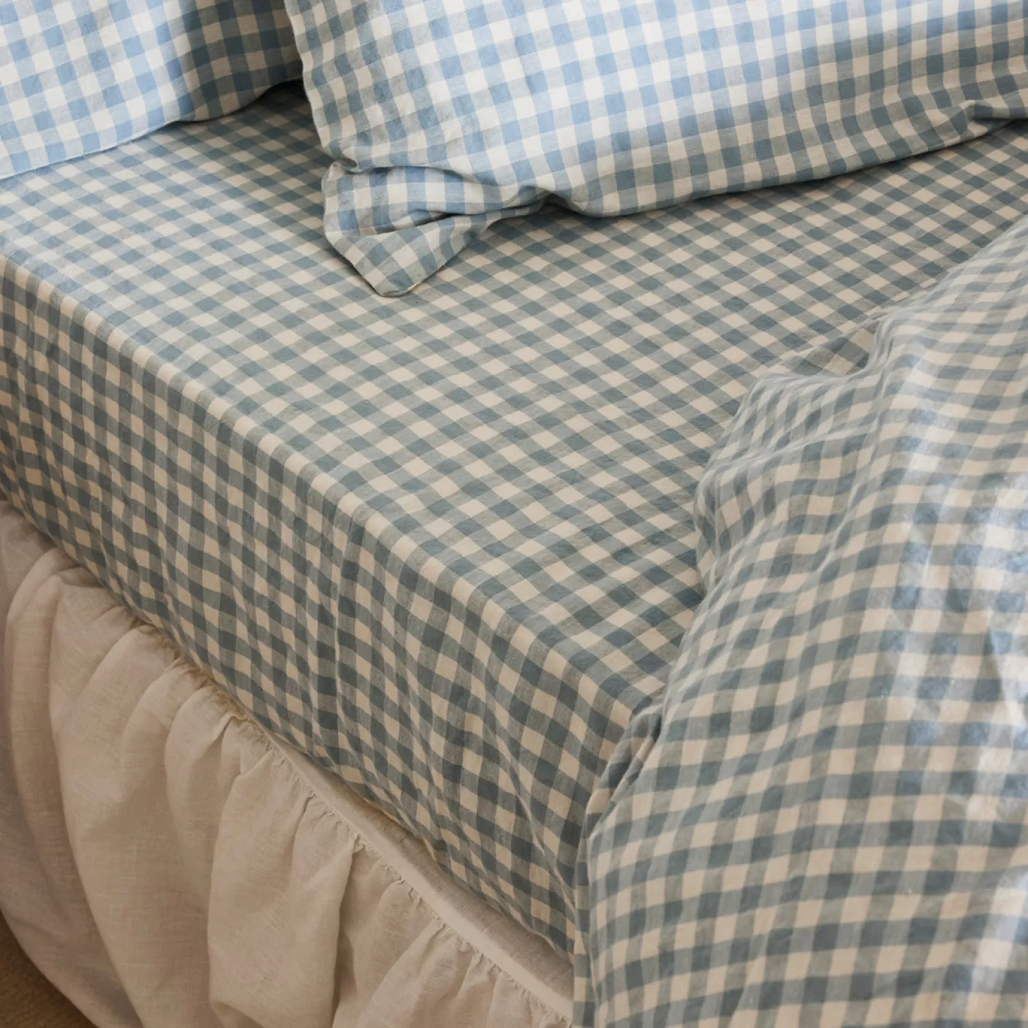 Piglet in Bed Linen Blend Fitted Sheet