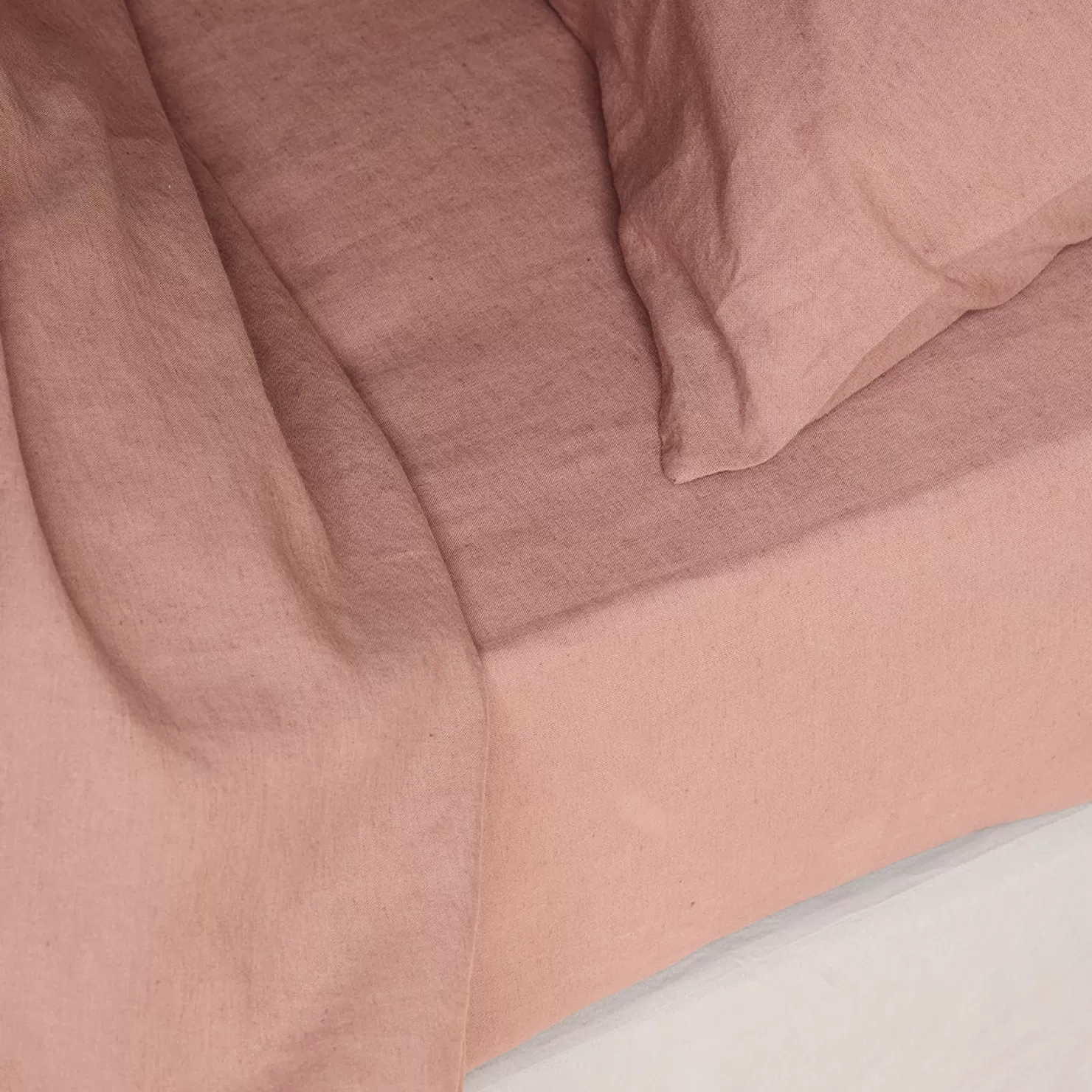 Piglet in Bed Linen Blend Fitted Sheet